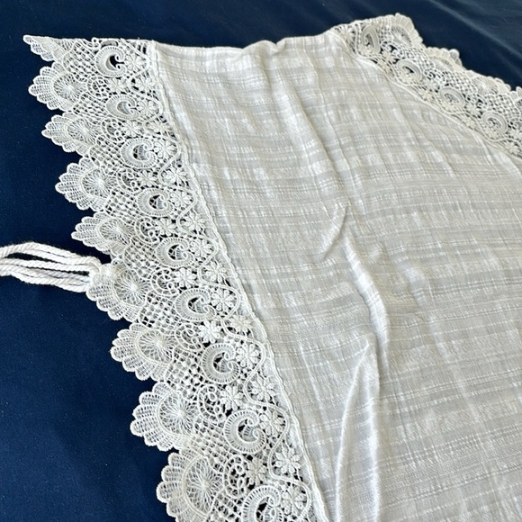 Swimsuit coverup or top - Picture 2 of 6